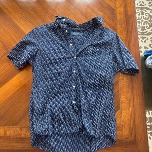 Vineyard vines, Fourth of July shirt, medium with rockets